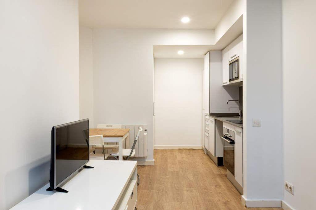 Apartment Live Camp Nou L'Hospitalet de Llobregat Exteriér fotografie